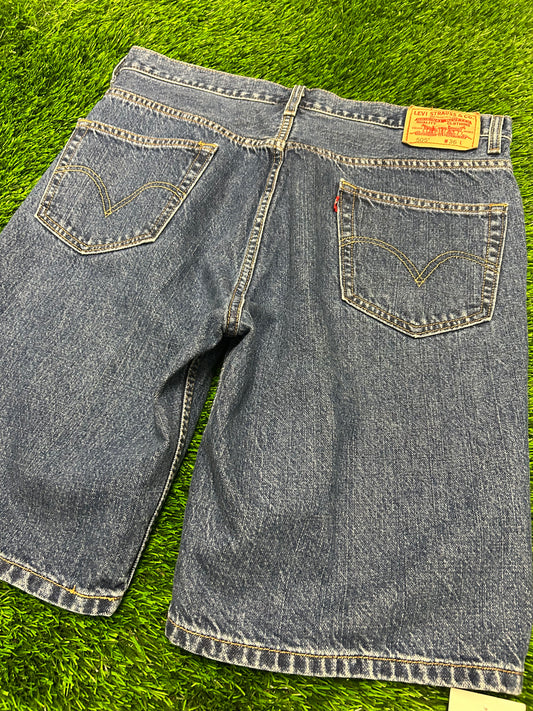 2007 Vintage Levi's 505 Dark Wash Jean Shorts (36)