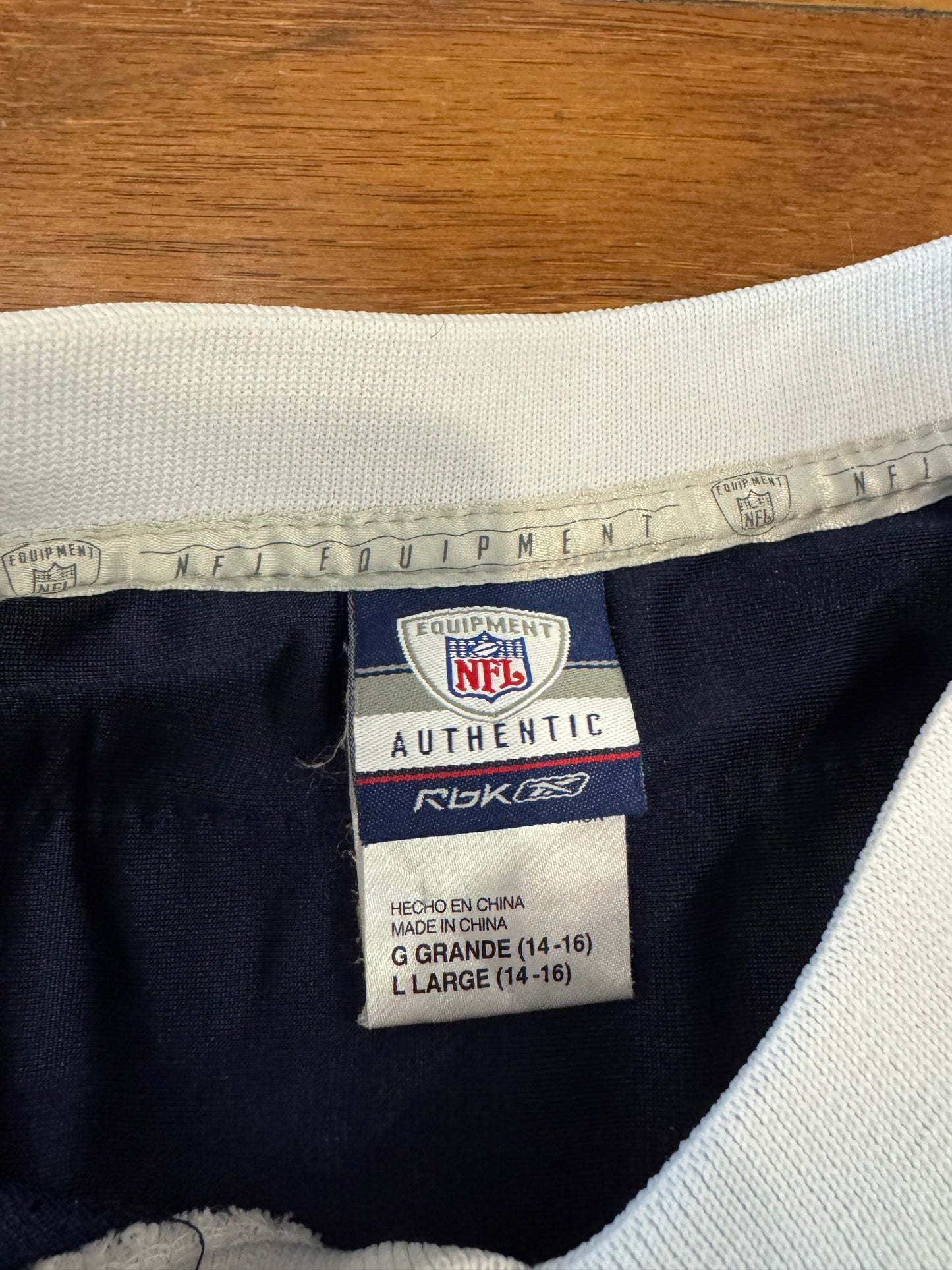 00s Chargers LaDainian Tomlinson Reebok Jersey (Youth L)