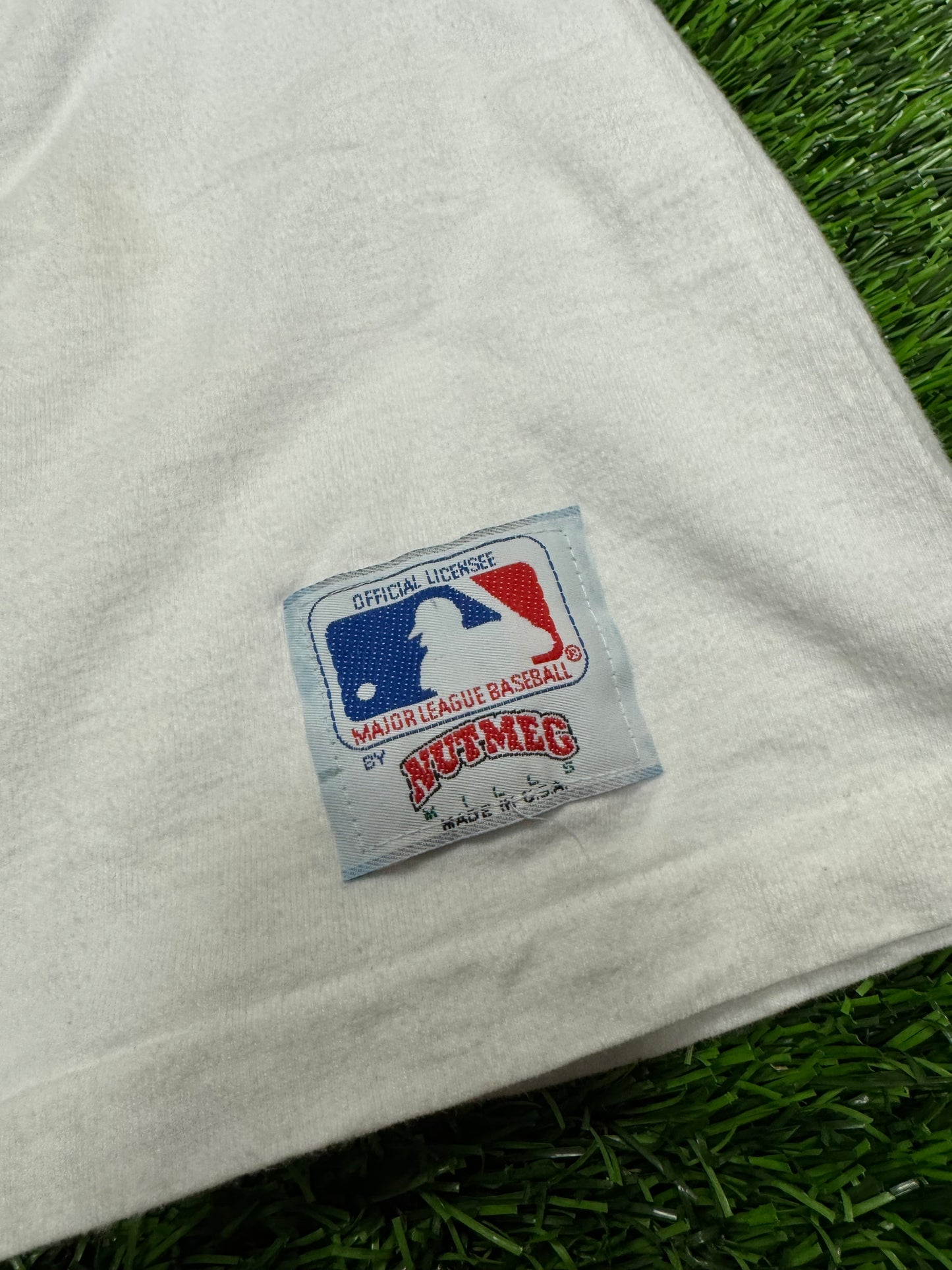 1989 Chicago Cubs Nutmeg Vintage White MLB Tee (XL)