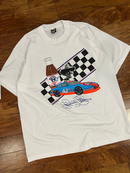 90s Richard Petty BBQ Nascar Graphic Tee (XXL)