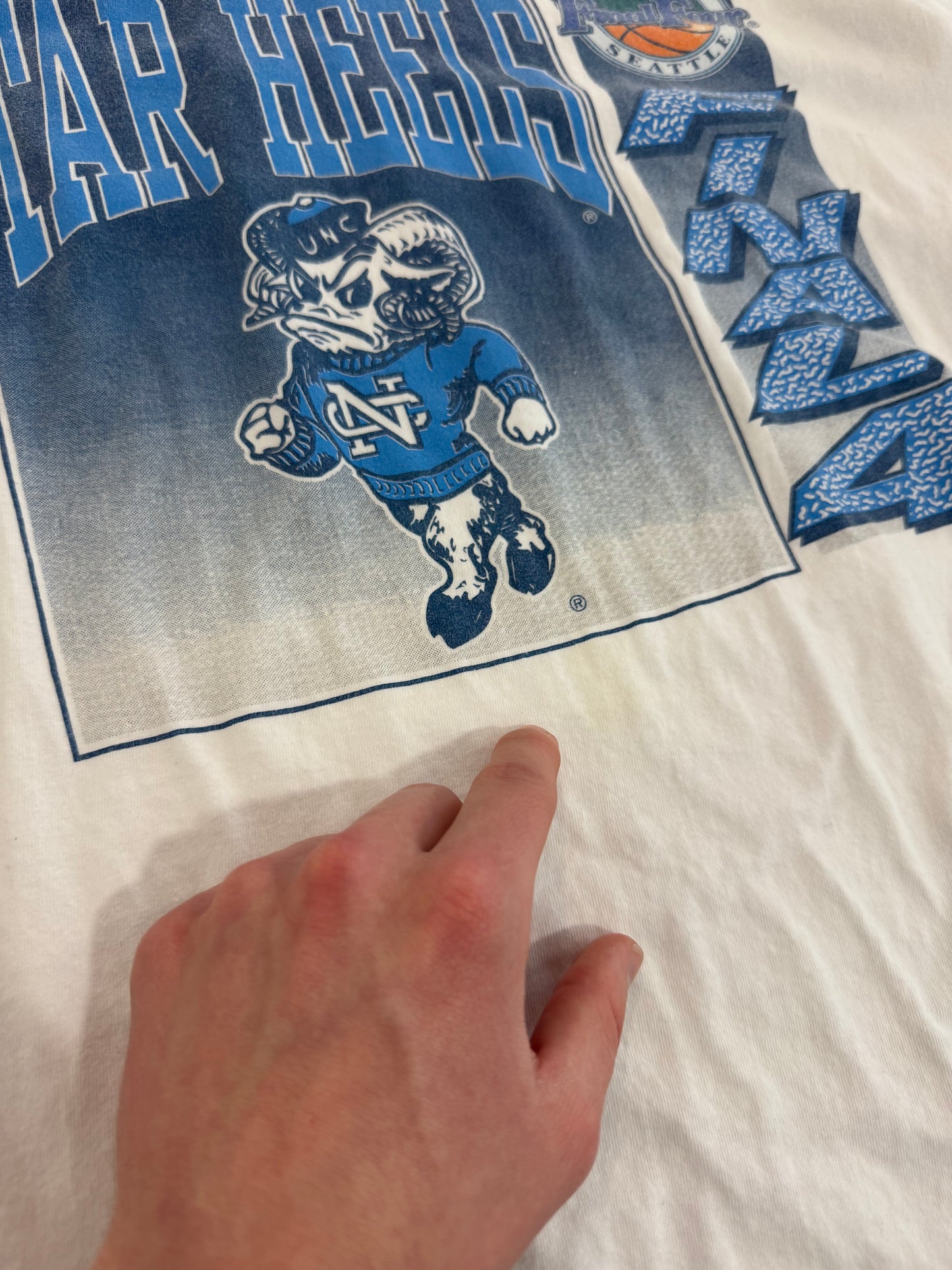 1995 UNC Tar Heels NCAA Final Four Graphic Tee (L)