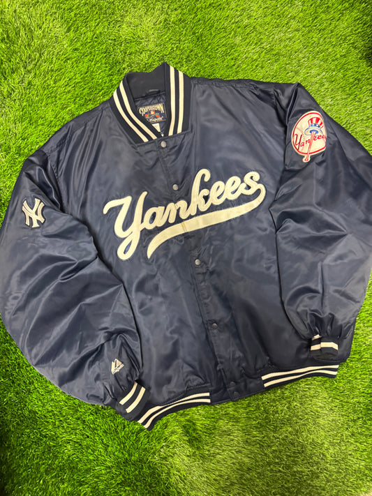 90s New York Yankees Vintage Spell Out Majestic Satin Jacket (XXXL)