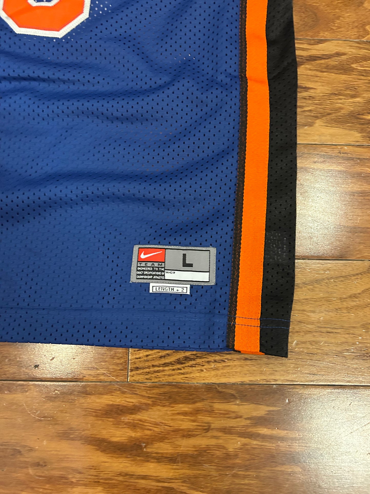 2001 New York Knicks Latrell Sprewell #8 Deadstock Nike Jersey (Youth L)