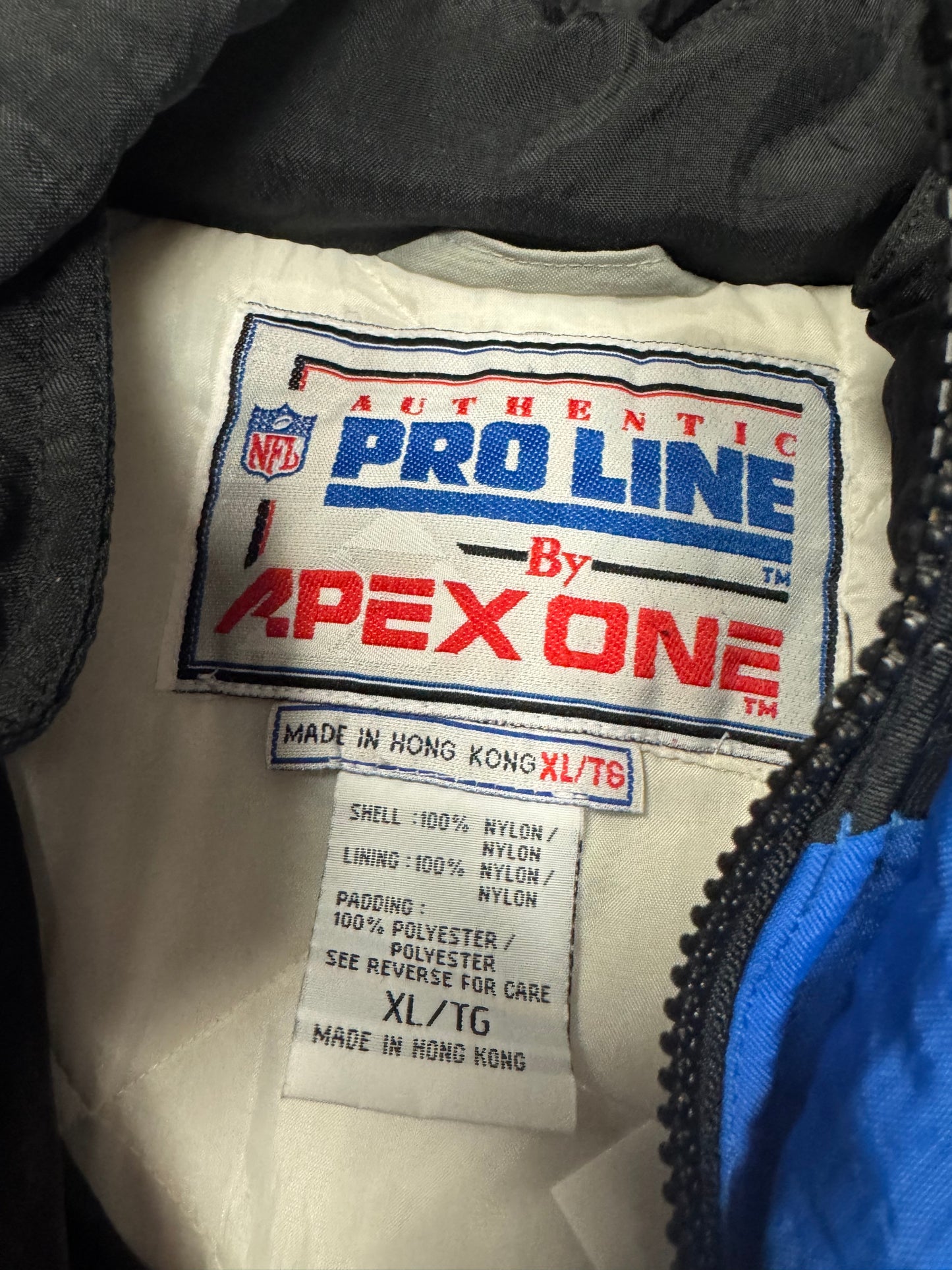 90s Carolina Panthers Apex Shark Tooth Puffer Jacket (XL)