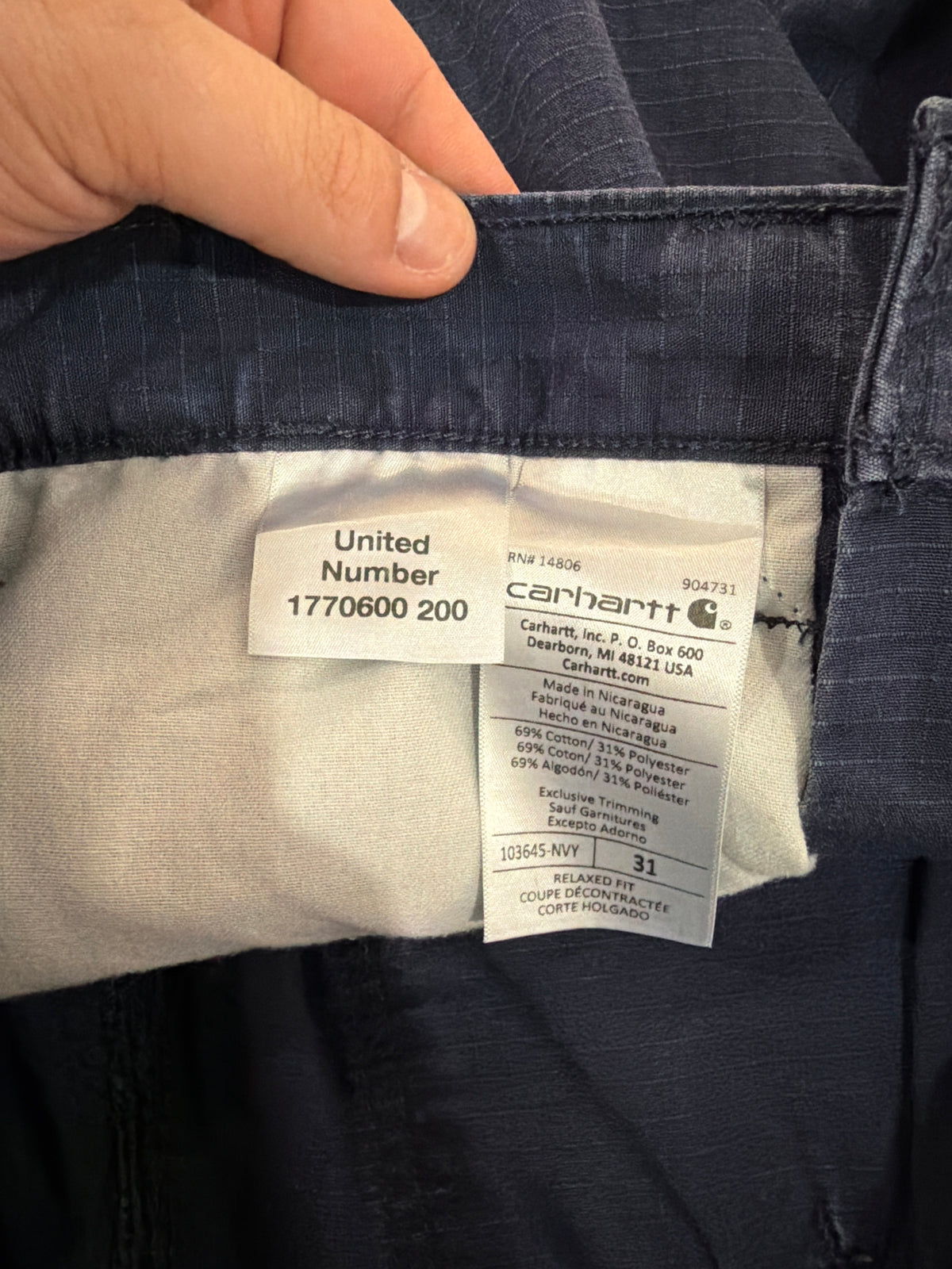 Carhartt Navy Cargo Shorts (31)