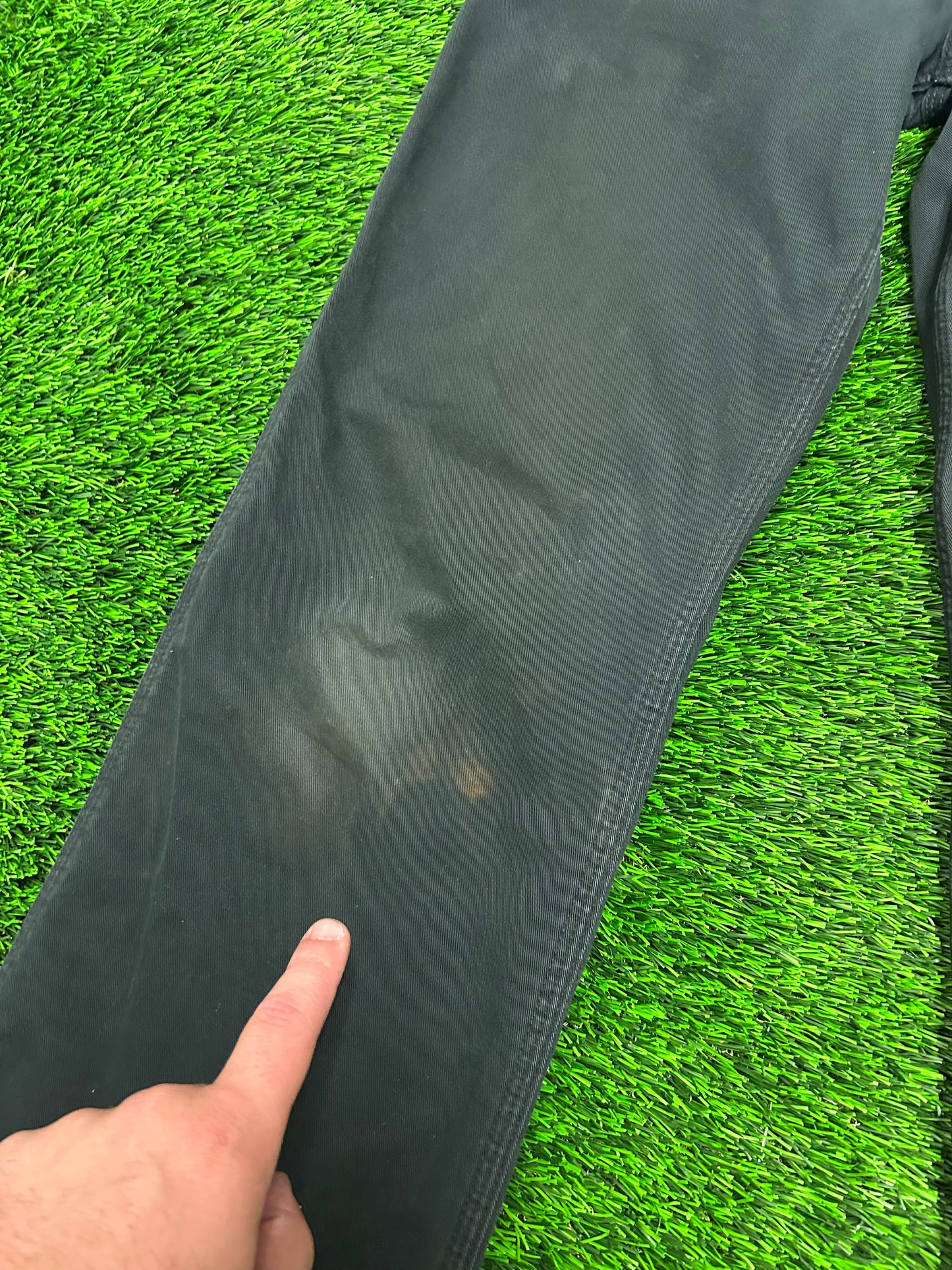 Black Carhartt Carpenter Pants (31 x 32)
