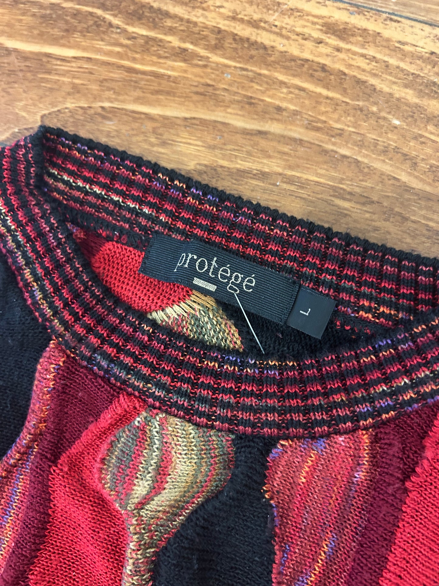90s Protege 3D Knit Pink/Red Vintage Sweater (L)