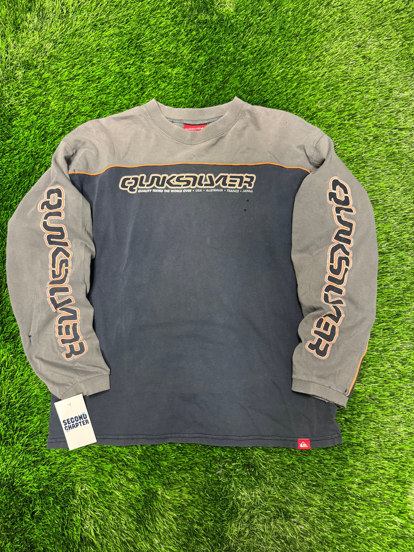00s Vintage Quiksilver Two Tone Long Sleeve Surf Tee (M)