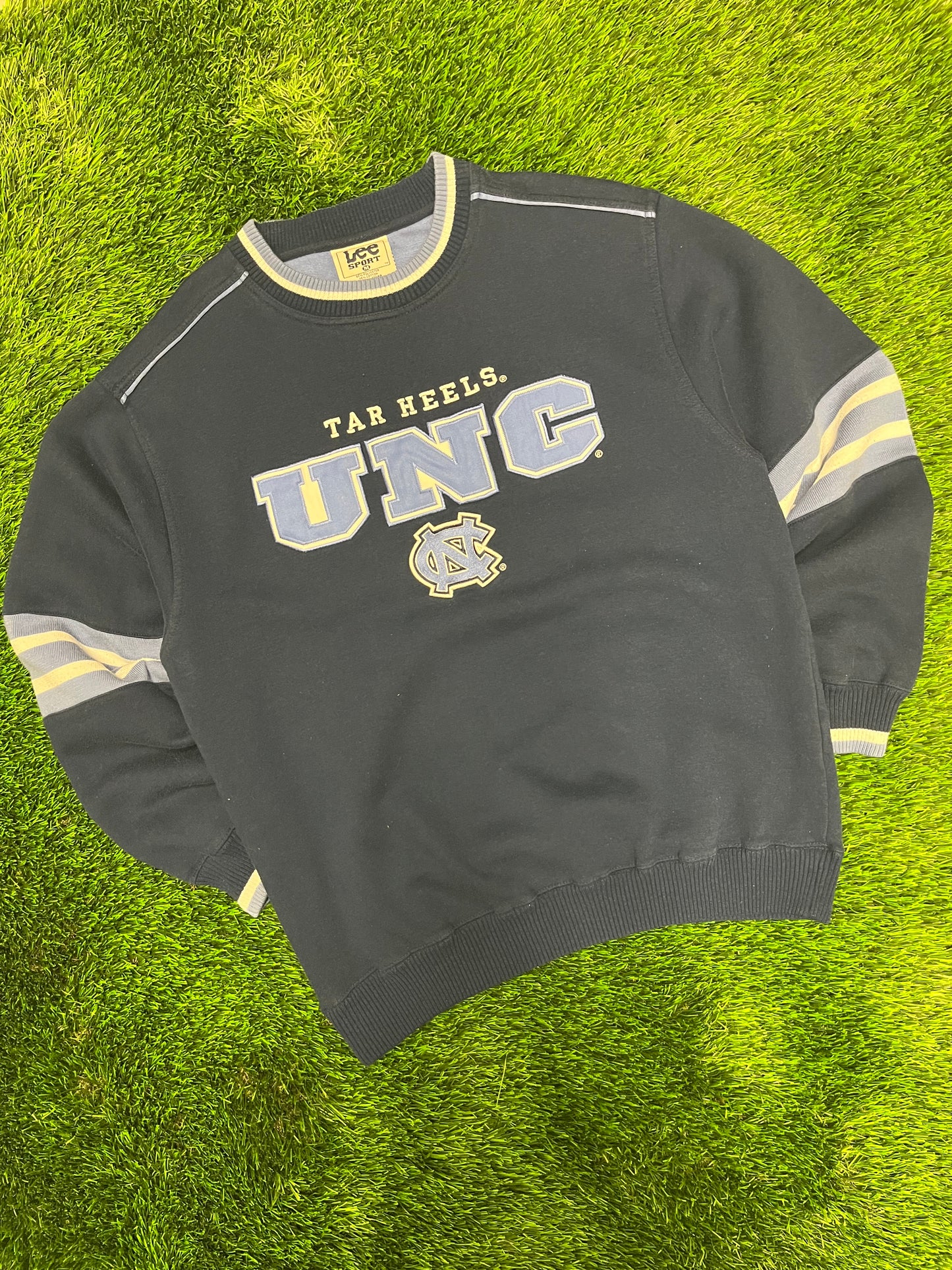 00s University of North Carolina UNC Lee Embroidered Vintage Crewneck (M)