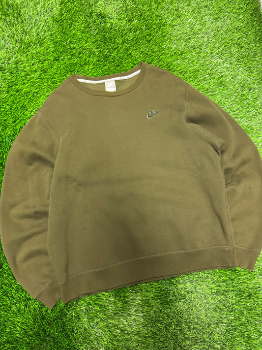 00s Nike Essential Olive Crewneck (L)