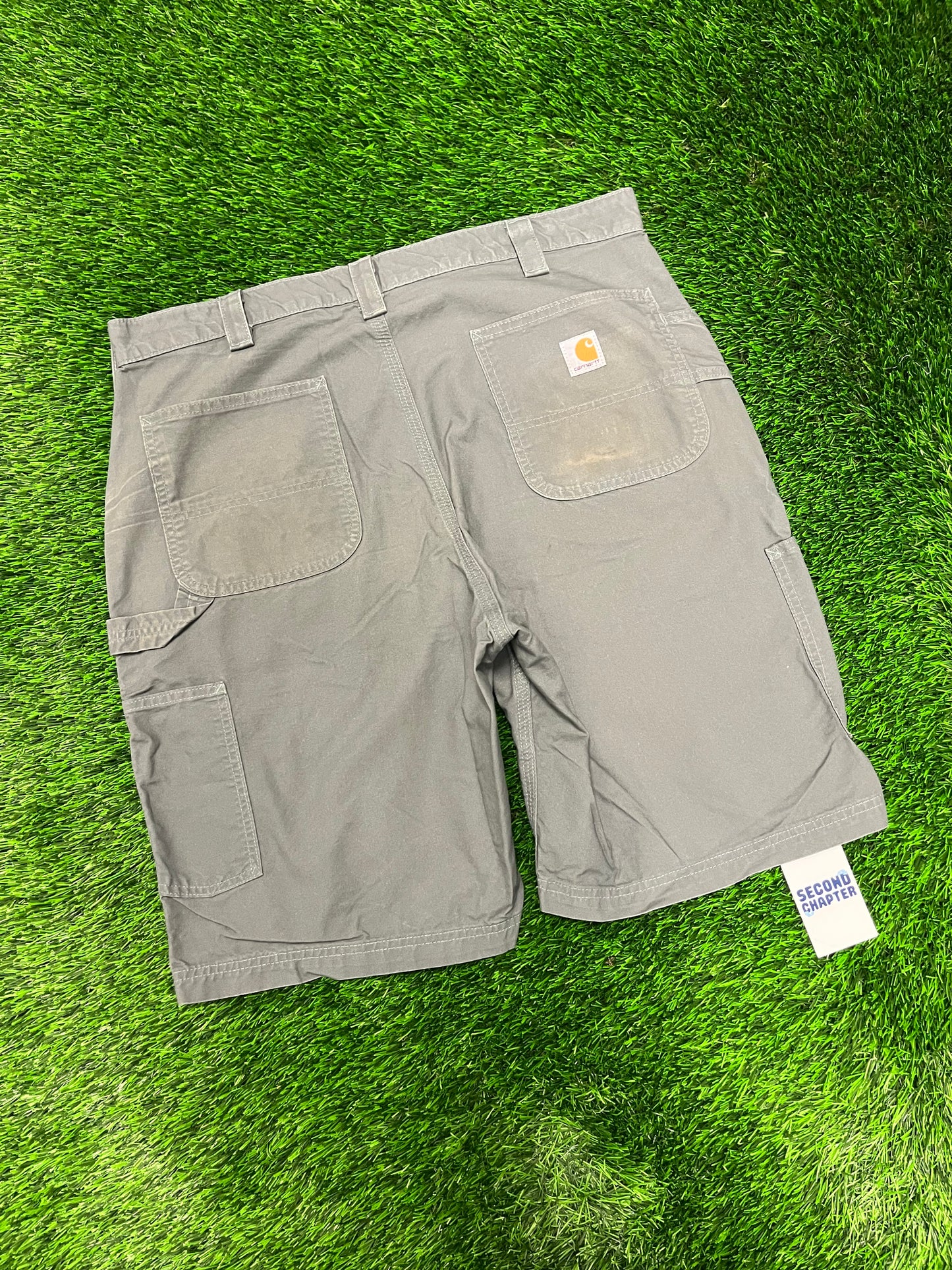 2010s Carhartt Olive Carpenter Workwear Shorts (38)