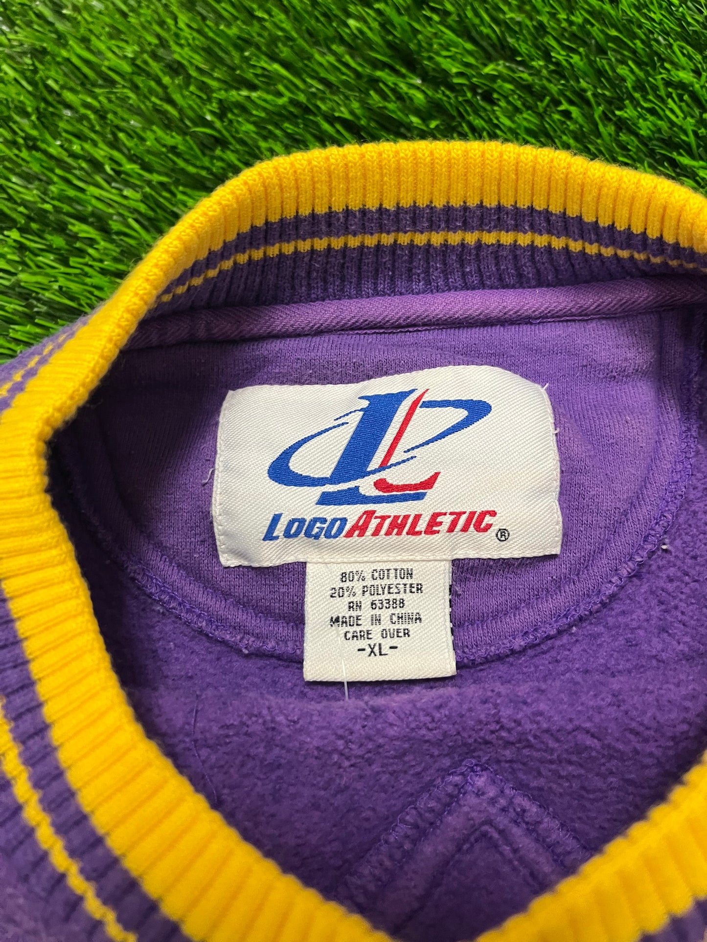 90s Vikings Pro Line Logo Athletic Purple Crewneck (XL)