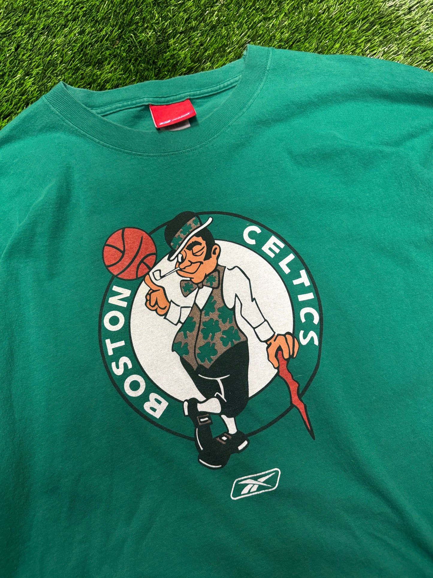 00s Boston Celtics Reebok Vintage Graphic Tee (XL)