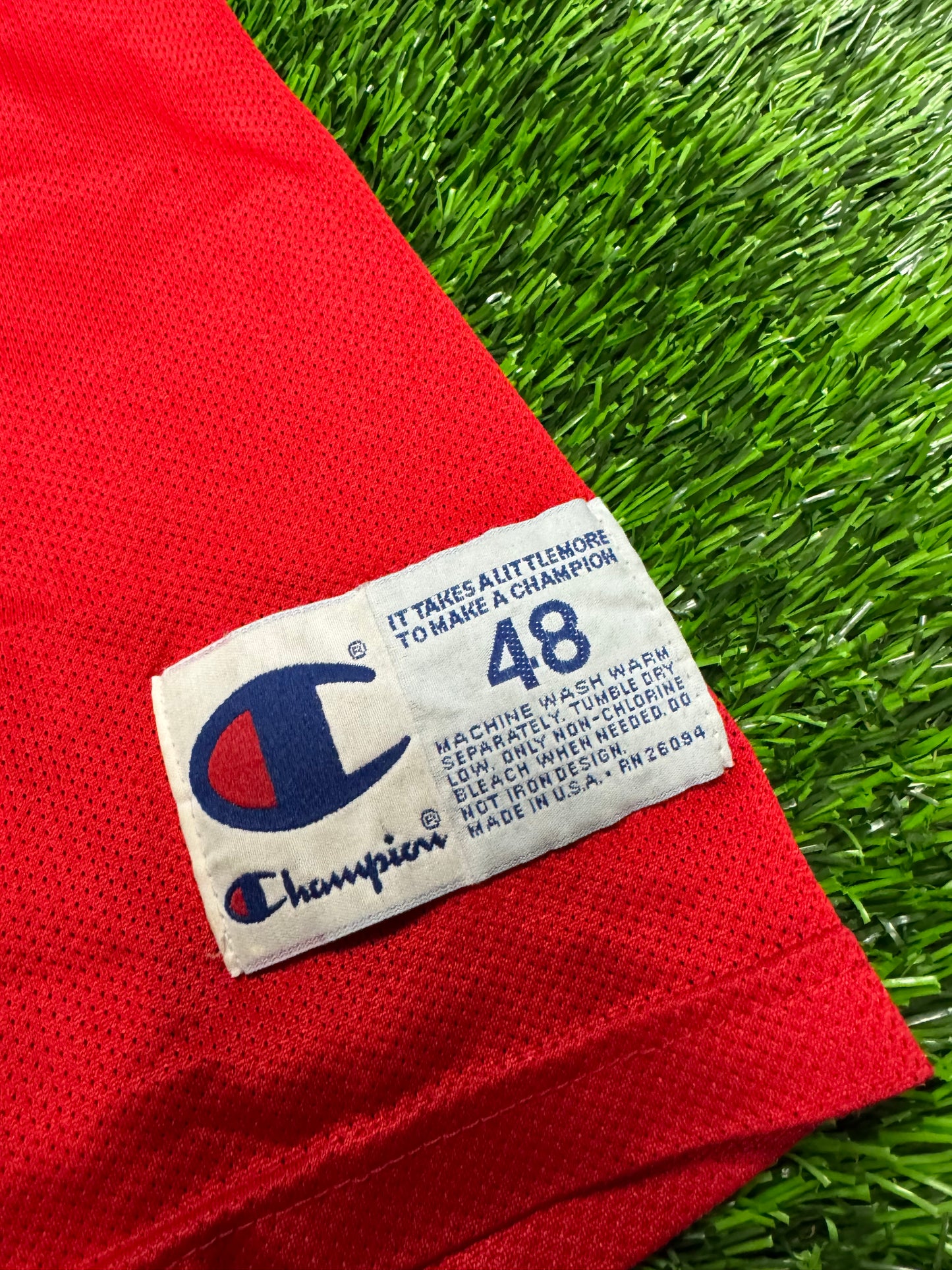 90s Chicago Bulls Michael Jordan #23 Vintage Champion NBA Red Jersey (L)
