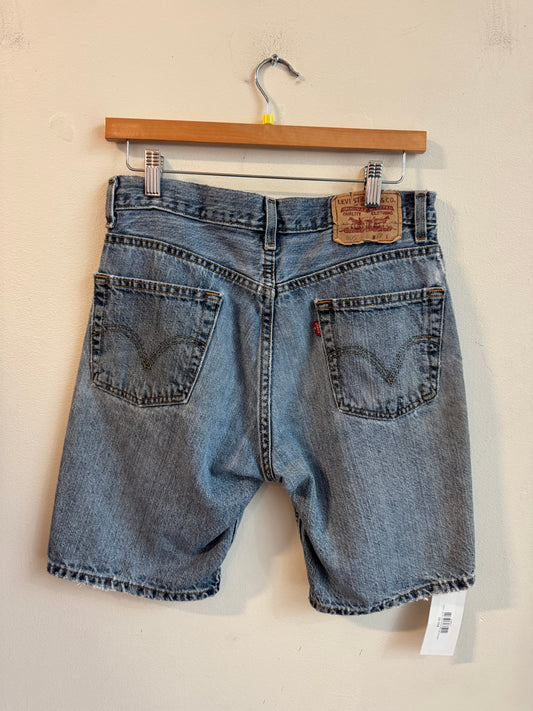2006 Levi 505 Jean Shorts (29)