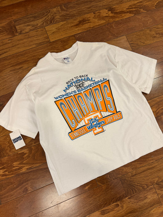 1997 Tennessee Lady Vols Back to Back Champs Cropped Tee (XL)