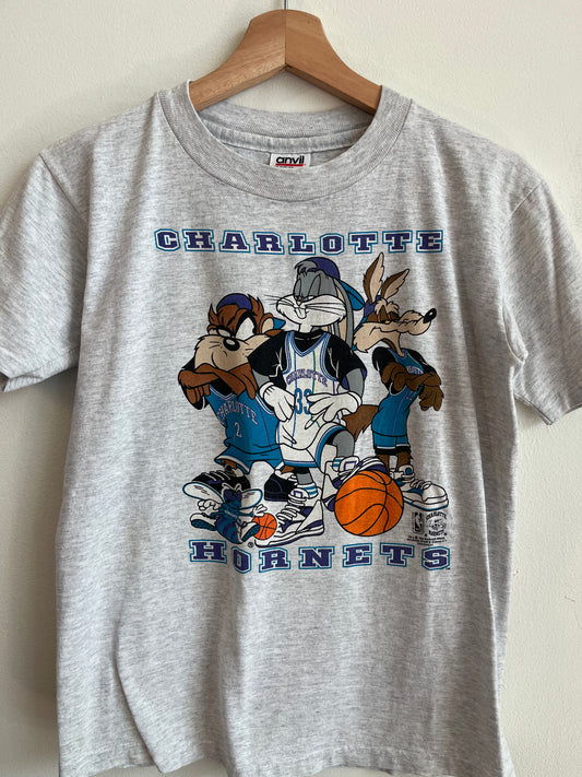 1993 Charlotte Hornets Looney Tunes Tee (Youth XL)