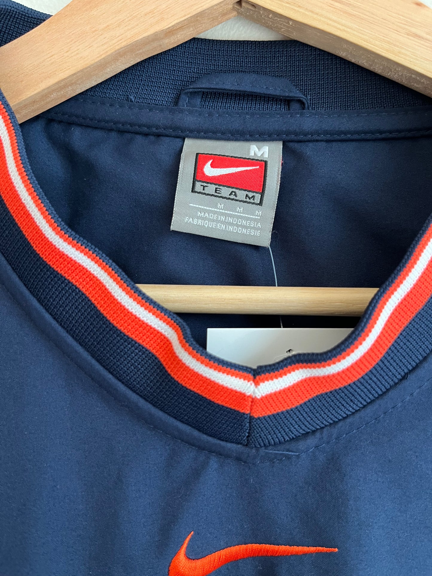 00s Syracuse University Nike Center Swoosh Windbreaker (M)