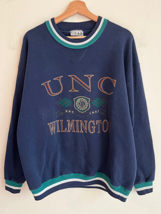 90s UNC Wilmington (UNCW) Gear Sports Crewneck (L)