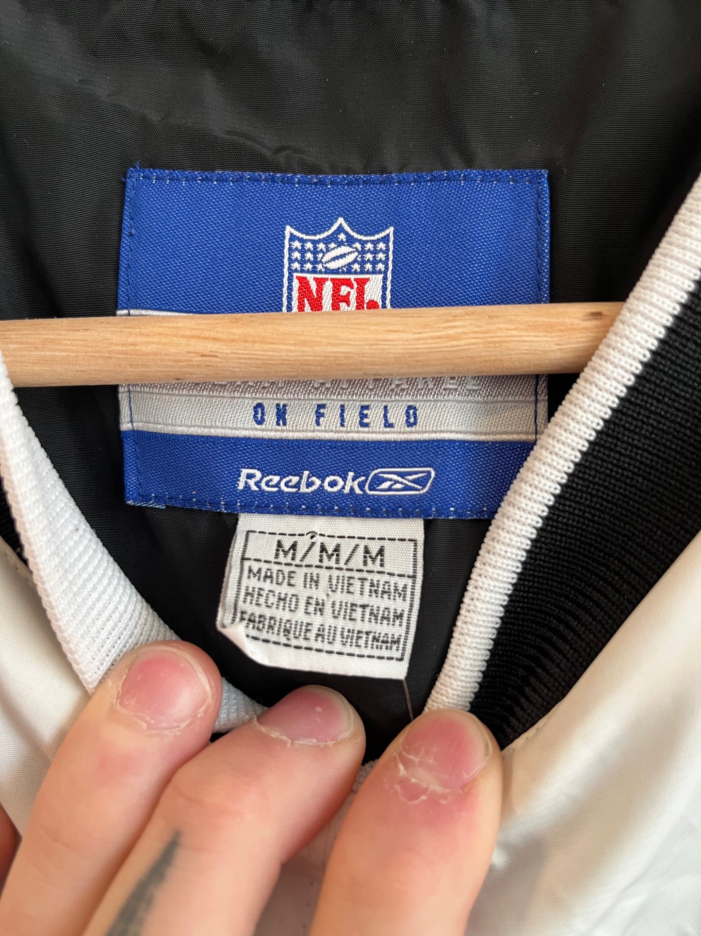 00s Carolina Panthers Reebok White/Black Windbreaker (M)