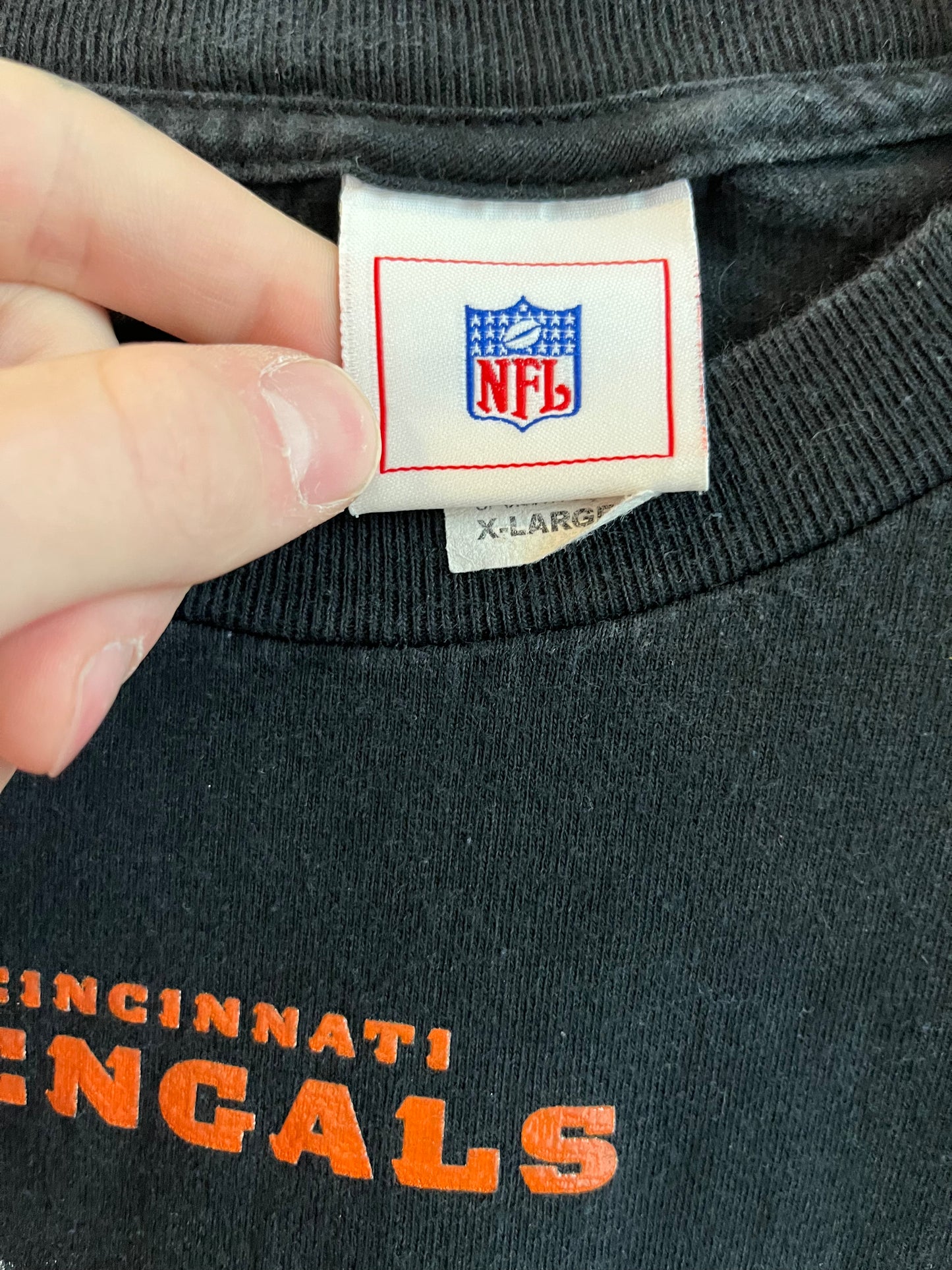 00s Cincinnati Bengals Helmet Graphic Long Sleeve Shirt (XL)