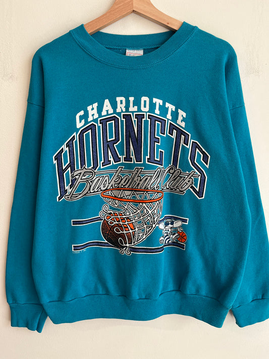 90s Charlotte Hornets Spell Out Basketball Club Crewneck (L)