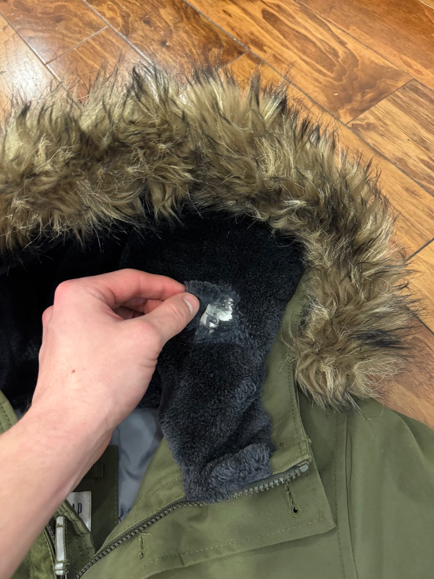 00s GAP Fur Hooded Vintage Jacket (Youth L)