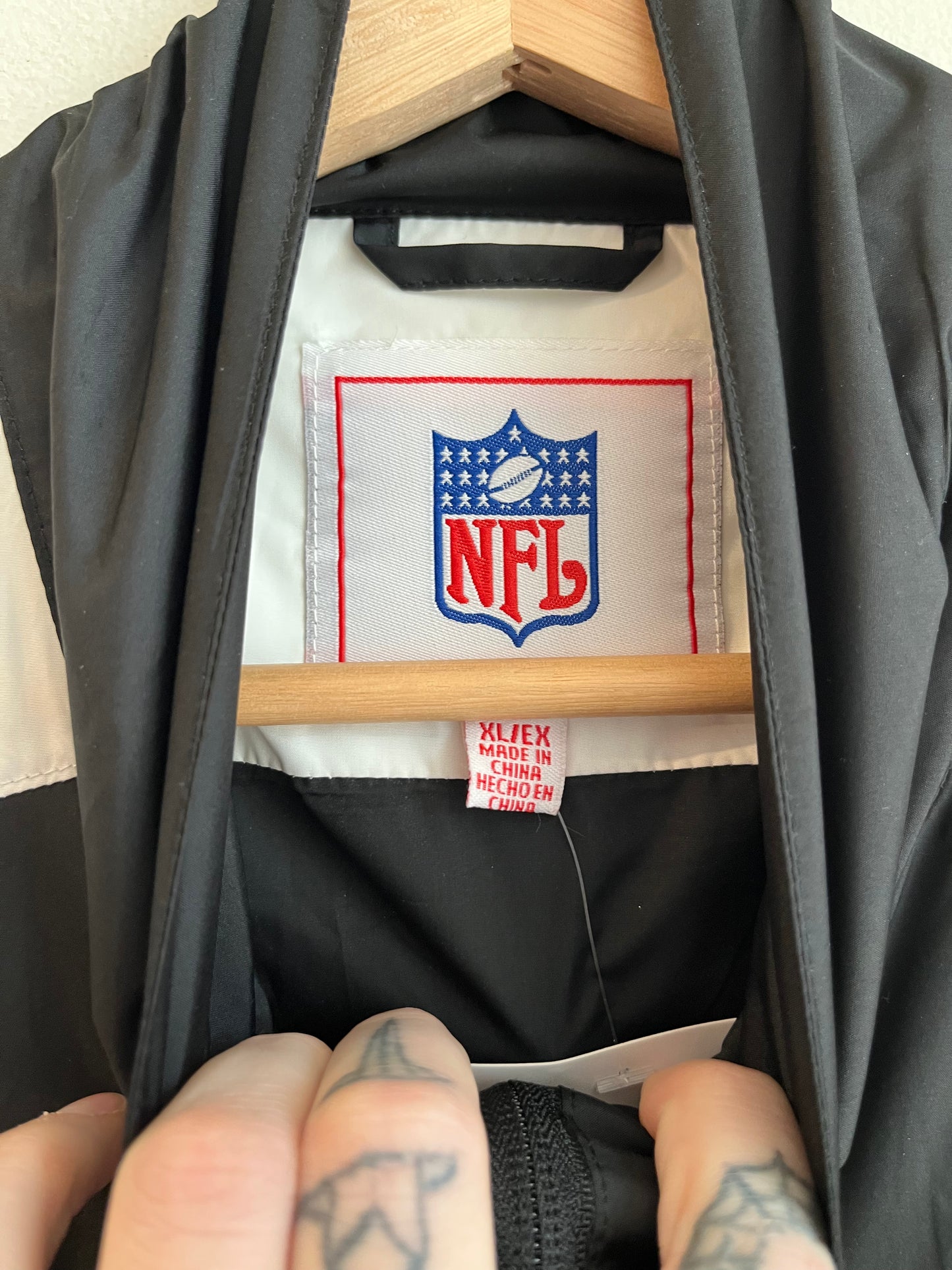 00s Carolina Panthers Sports Illustrated NFL Windbreaker (XL)