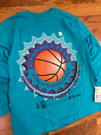 90s Charlotte Hornets Deadstock Long Sleeve Shirt (L)