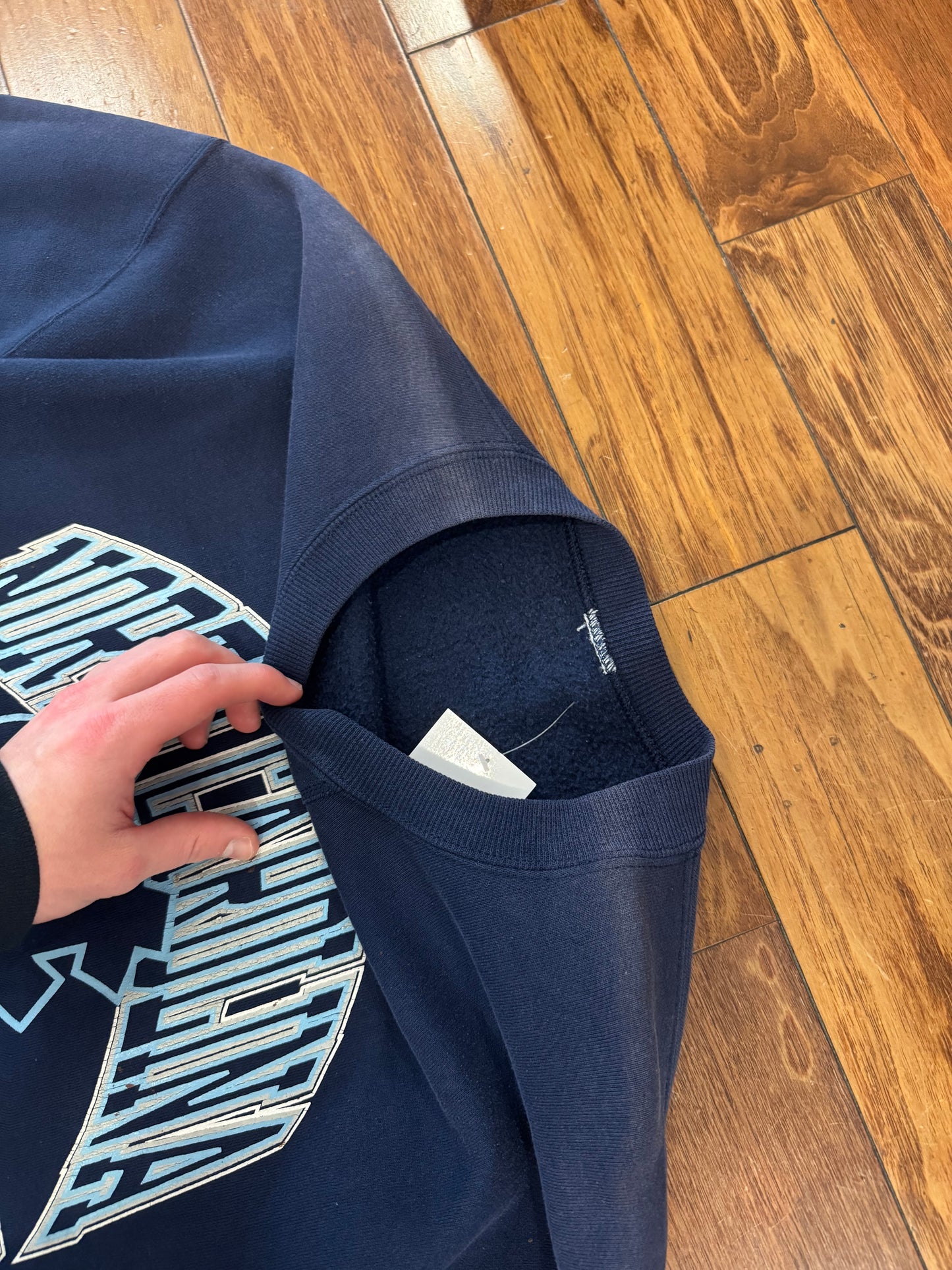 90s UNC Thrashed Vintage Russell Crewneck (XL)