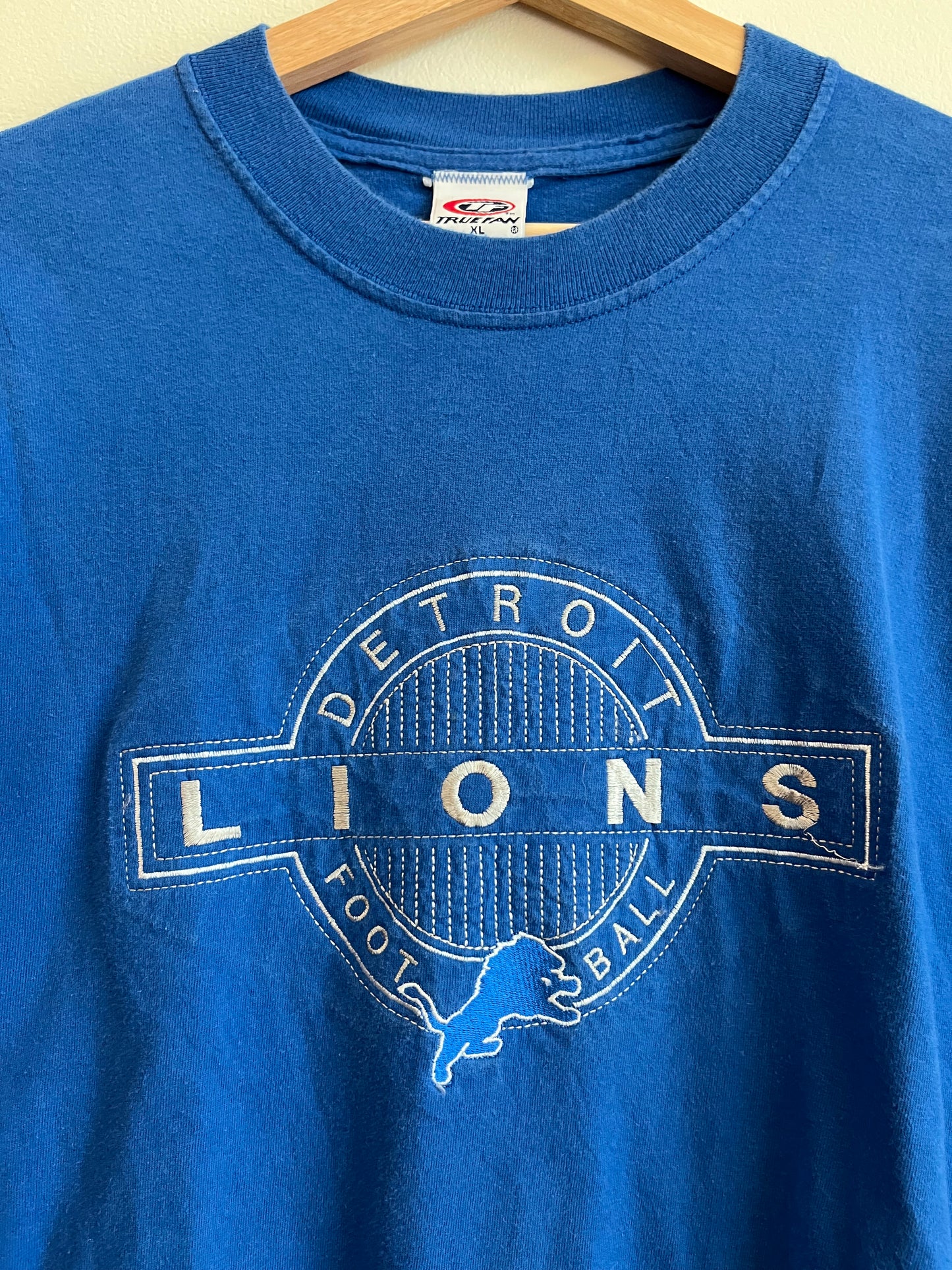 90s Detroit Lions True Fan  Embroidered Tee (XL)