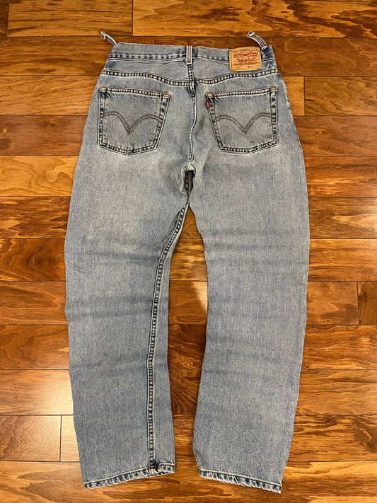 2006 Levi's 505 Mid Wash Jeans (33 x 32)