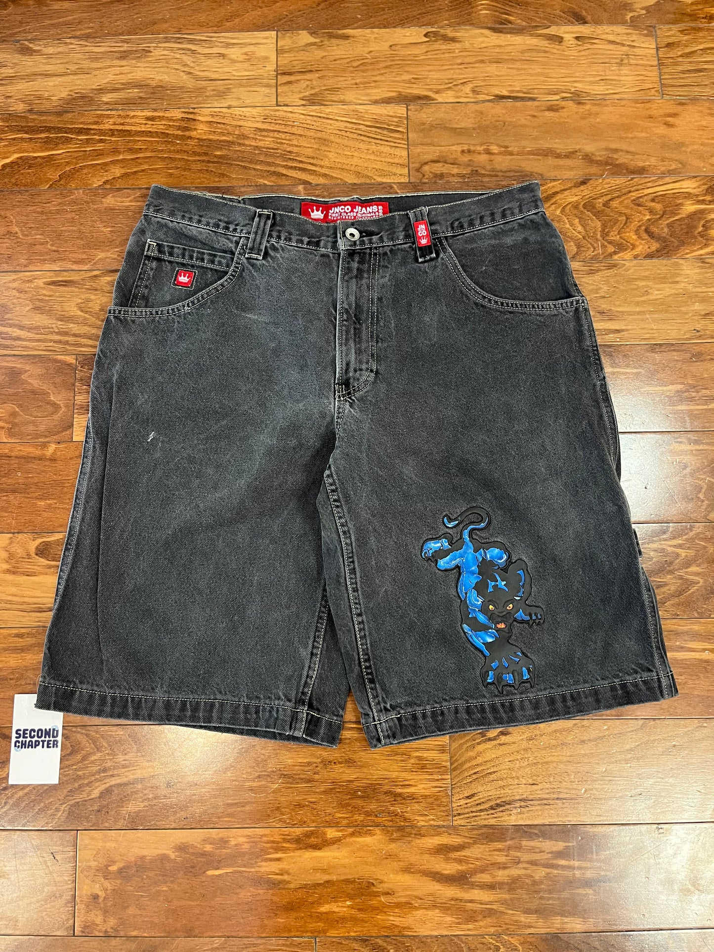 00s Jnco Jeans Panther Carpenter Shorts (36)