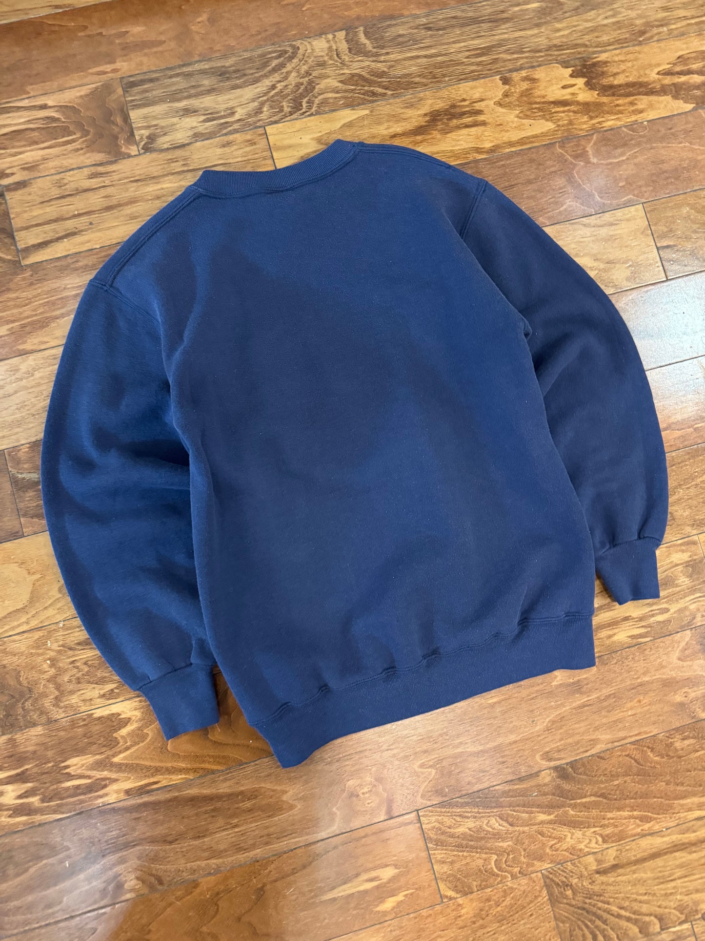 90s UNCG Greensboro Embroidered Vintage College Navy Crewneck (M)