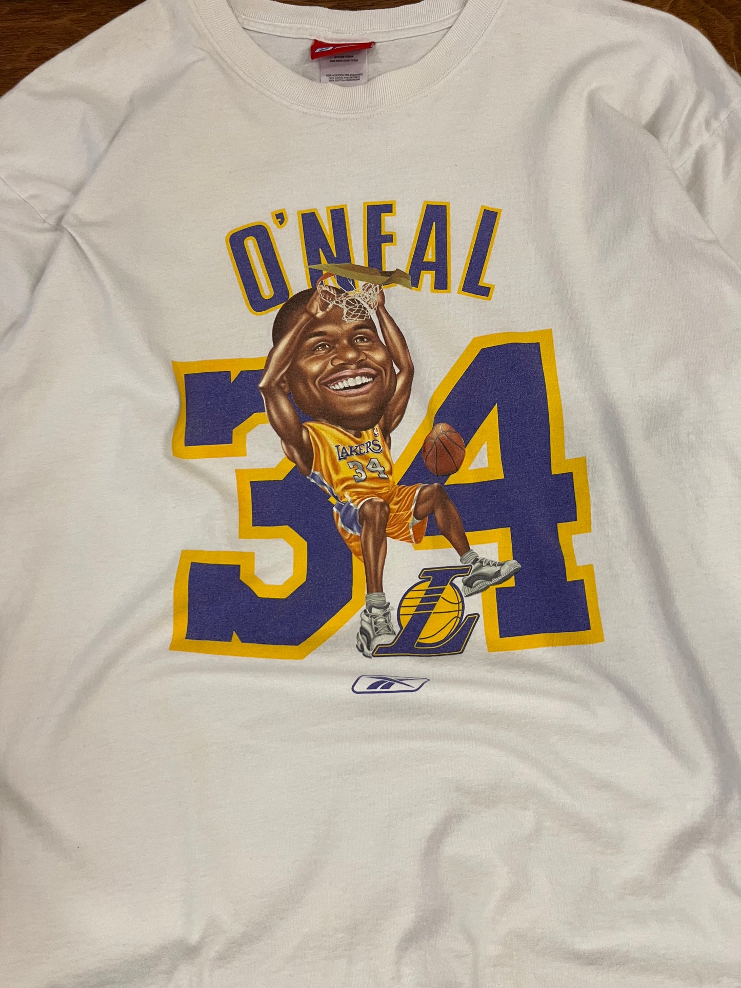 00s Los Angeles Lakers Reebok Shaquille O'Neal Caricature Dunk Vintage NBA Tee (L)