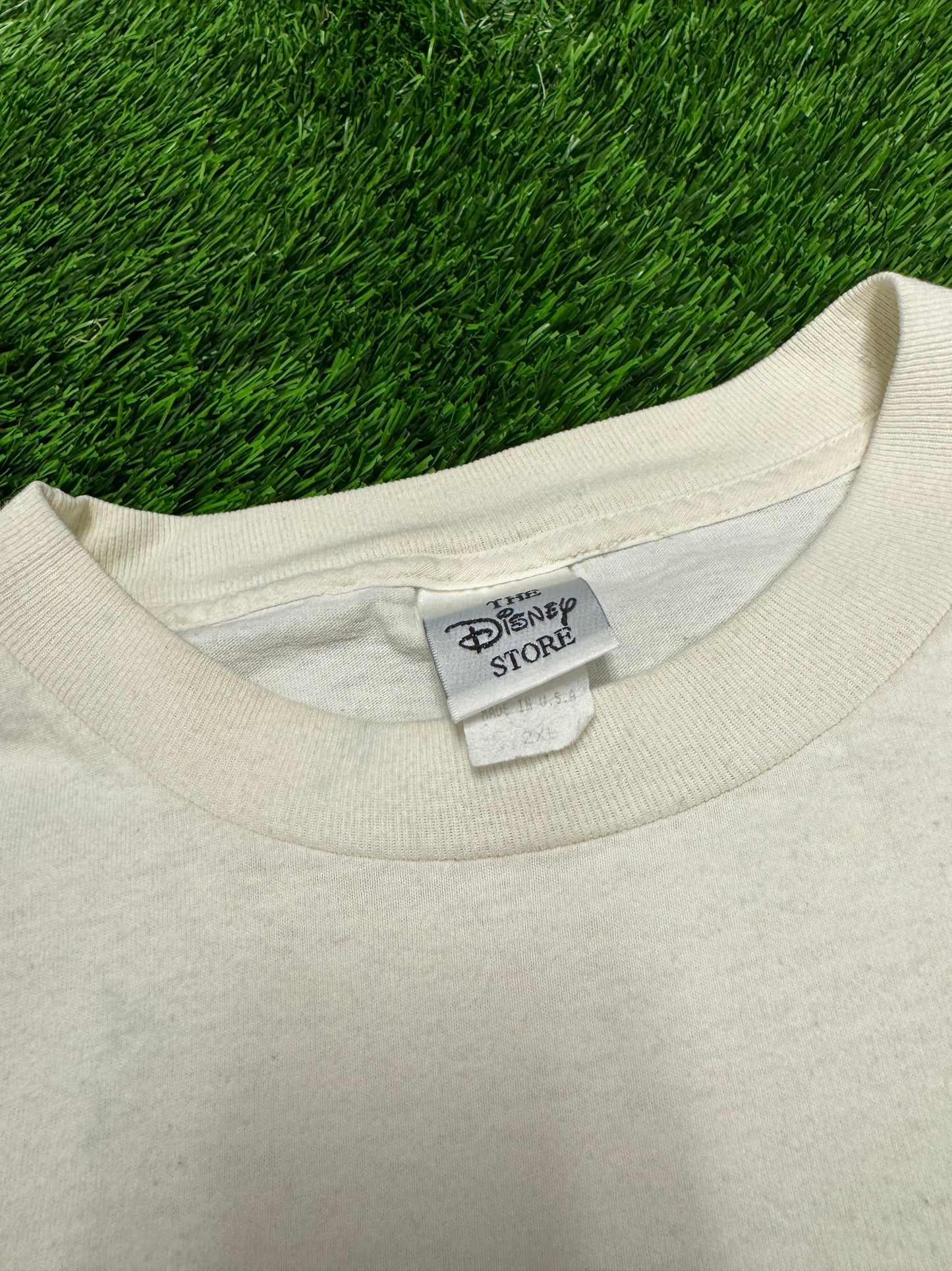 90s Winnie The Pooh And Friends Wrap Around Disney Tee (XXL)