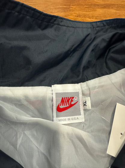 90s Nike Navy/Red Embroidered Windbreaker (XL)