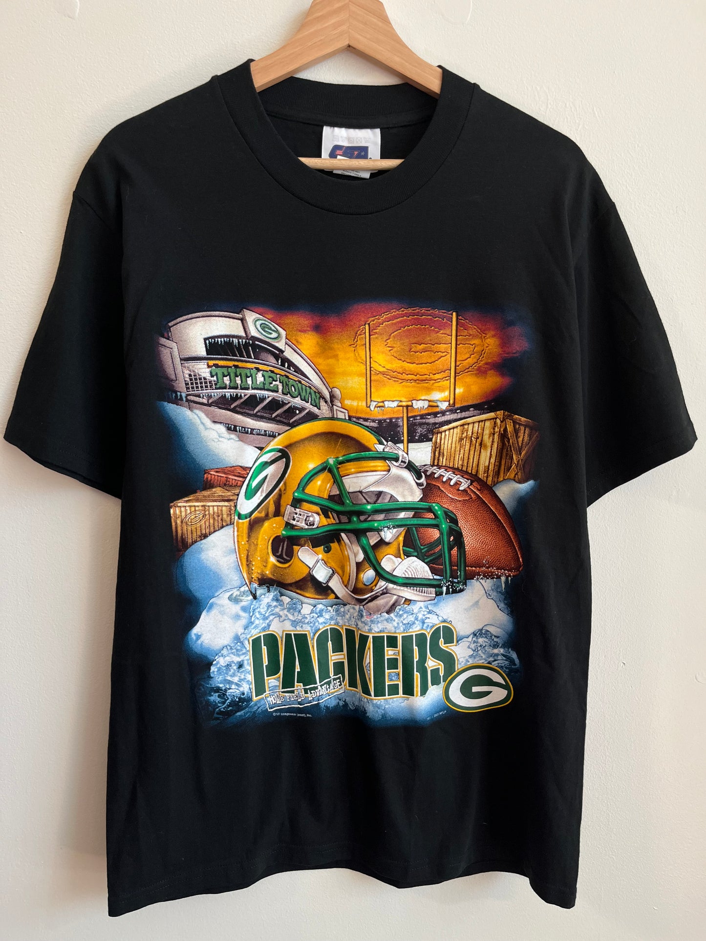 2001 Green Bay Packers Helmet Graphic Tee (L)