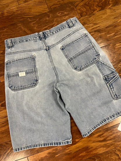 2005 Old Navy Carpenter Distressed Baggy Shorts (36)