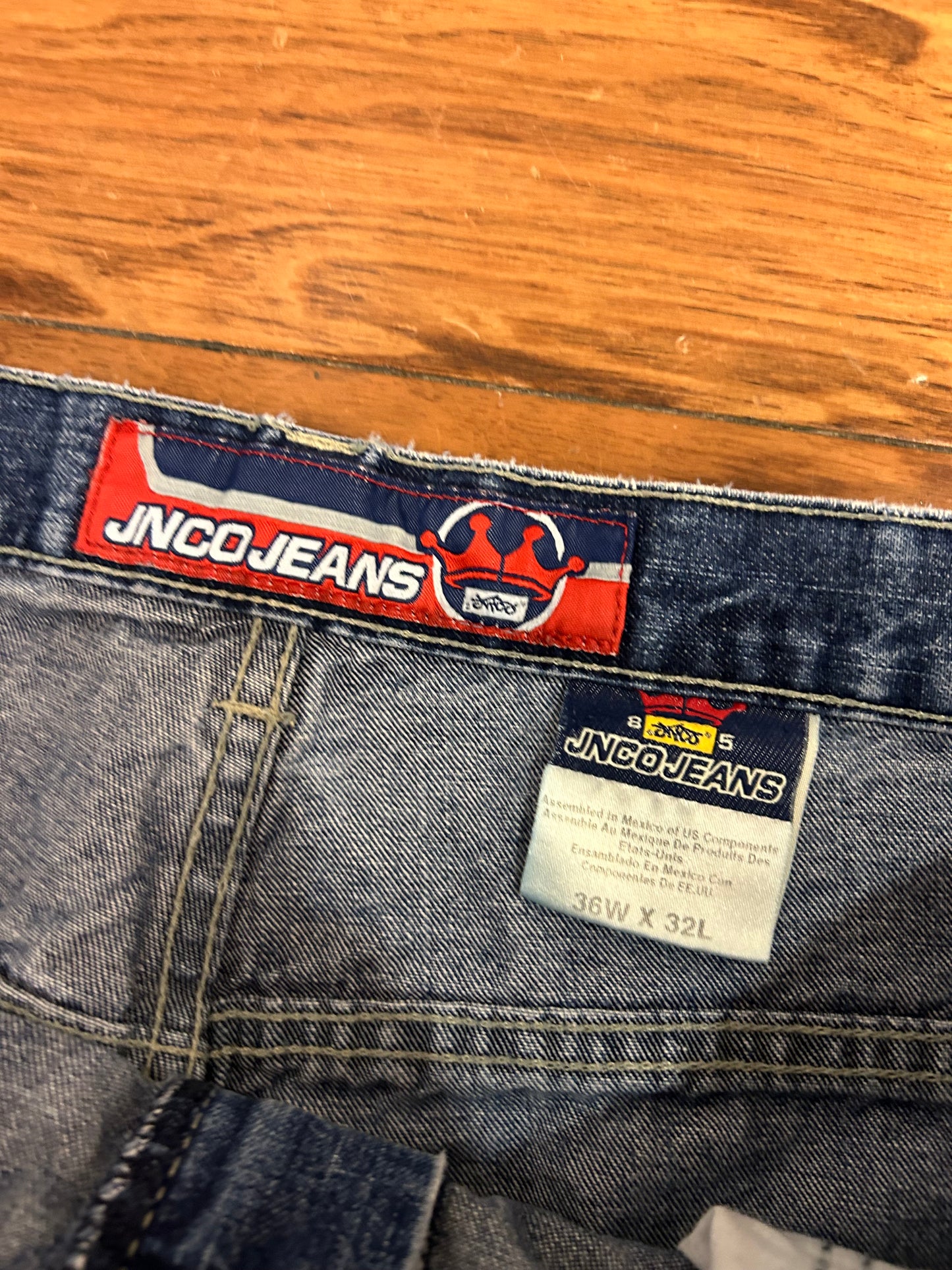 00s Jnco Dark Wash Vintage Tribal Jeans (36 x 29)