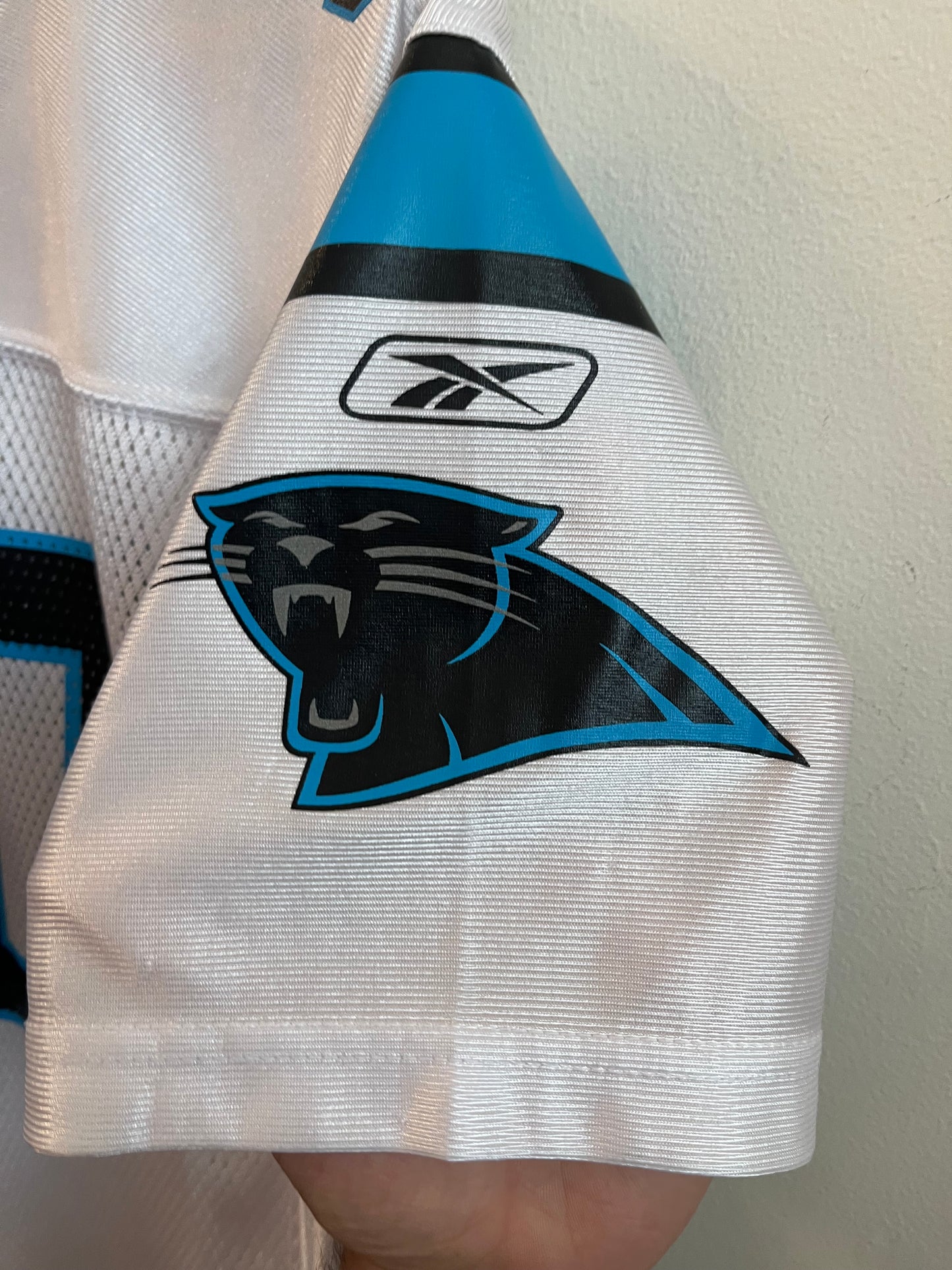 00s Carolina Panthers #90 Julius Peppers NFL Reebok Away Jersey (Youth L)