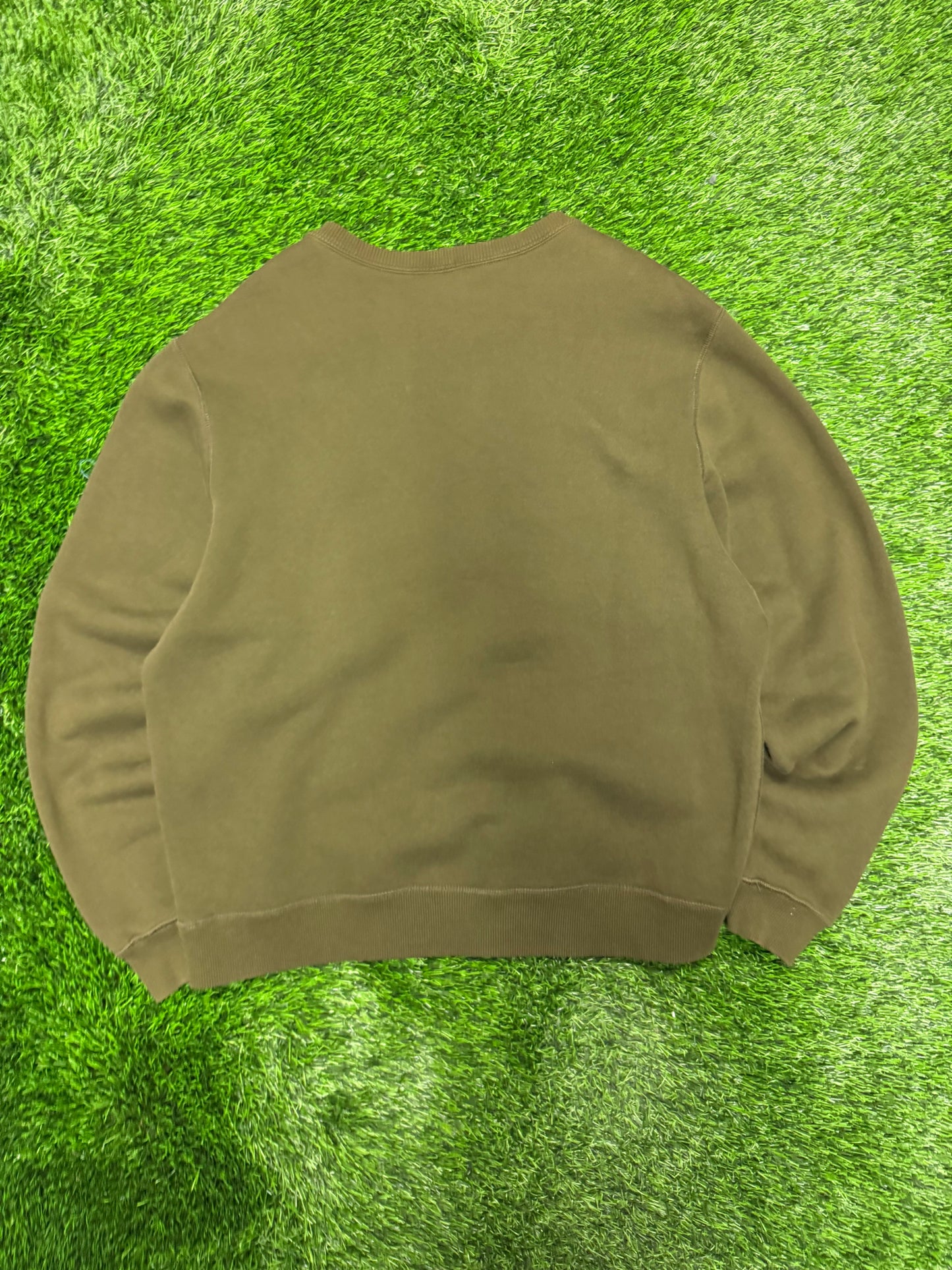 00s Nike Essential Olive Crewneck (L)
