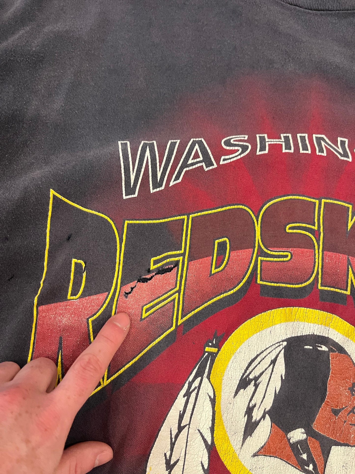 1995 Washington Redskins True Fan Faded Distressed Tee (XL)
