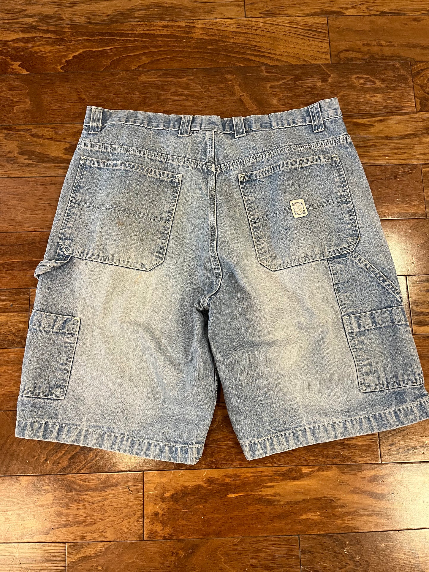 00s Faded Glory Light Wash Jean Shorts (38)
