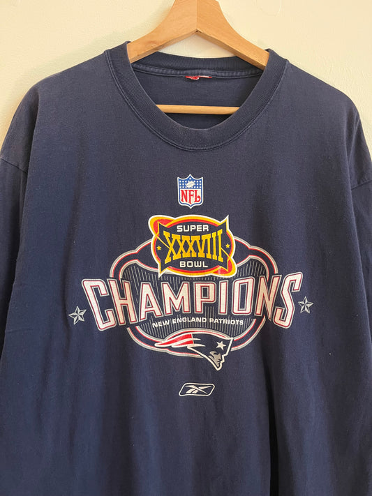 2004 New England Patriots Super Bowl Champions Tee (XL)