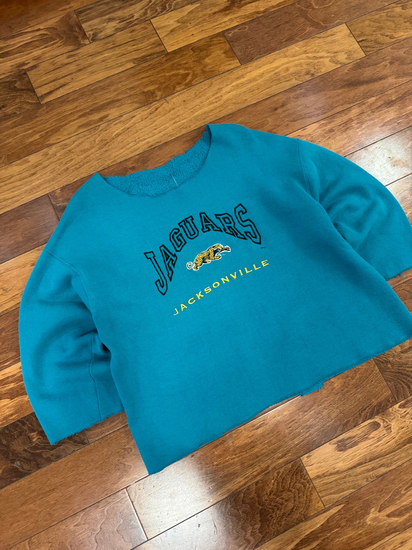 90s Jacksonville Jaguars Cut Off Crewneck (L)
