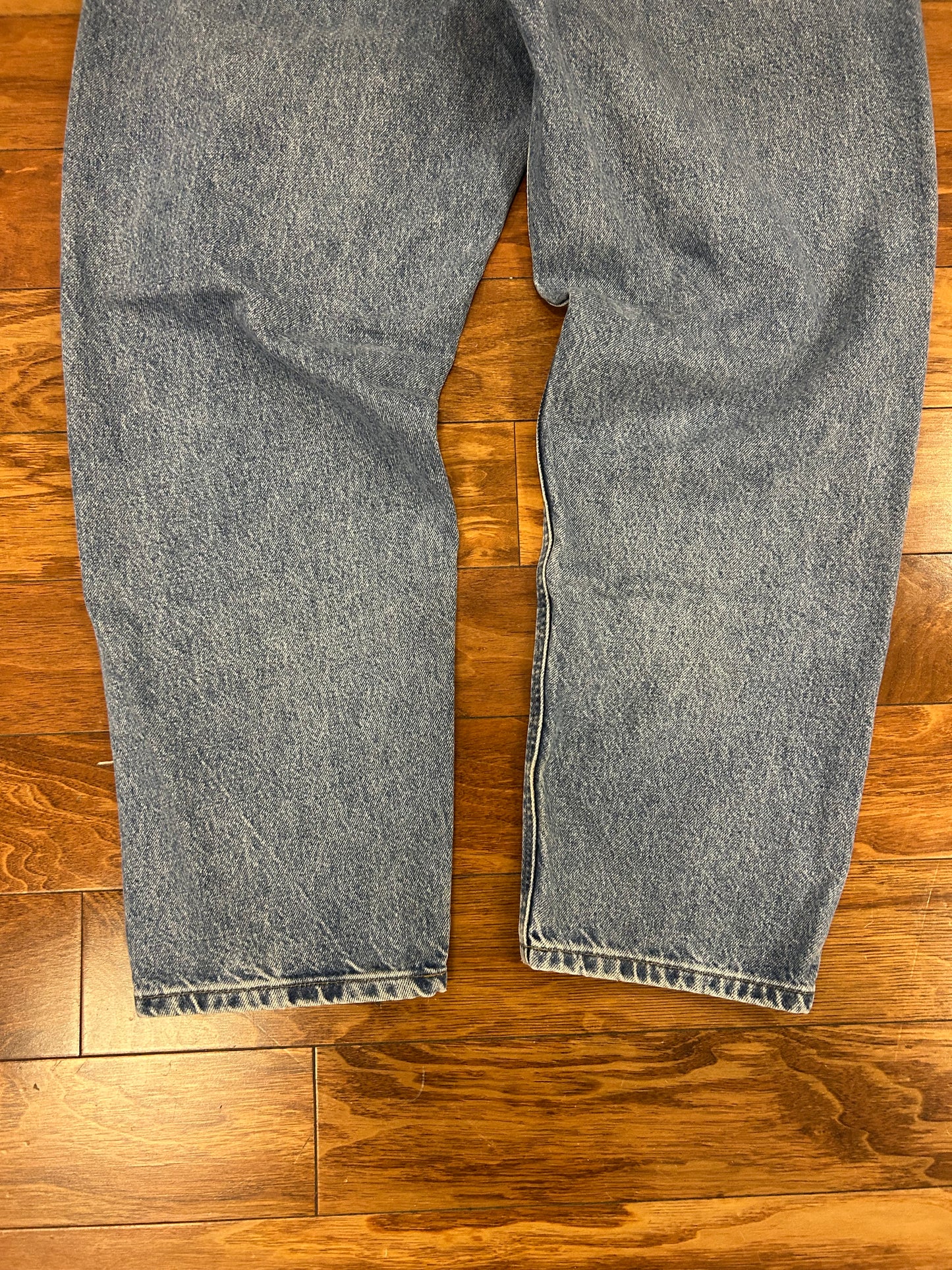 2009 Carhartt Relaxed Fit Faded Blue Jeans (40 x 30)