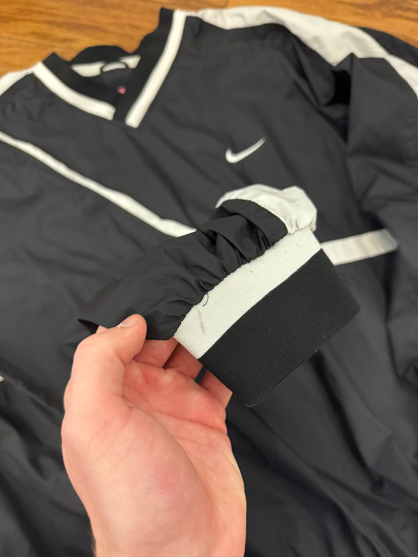 90s Nike Fit Black Windbreaker (XL)