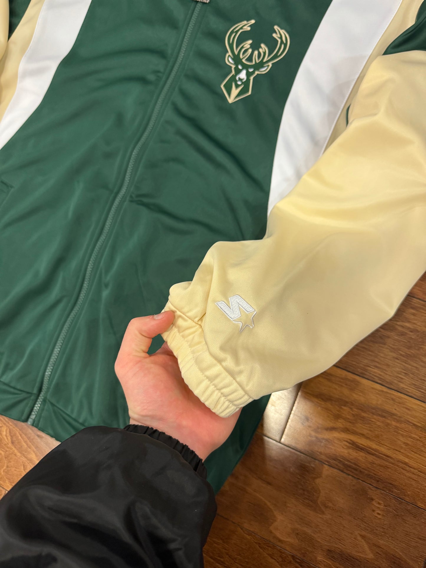 00s Milwaukee Bucks Starter Warm Up Jacket (L)