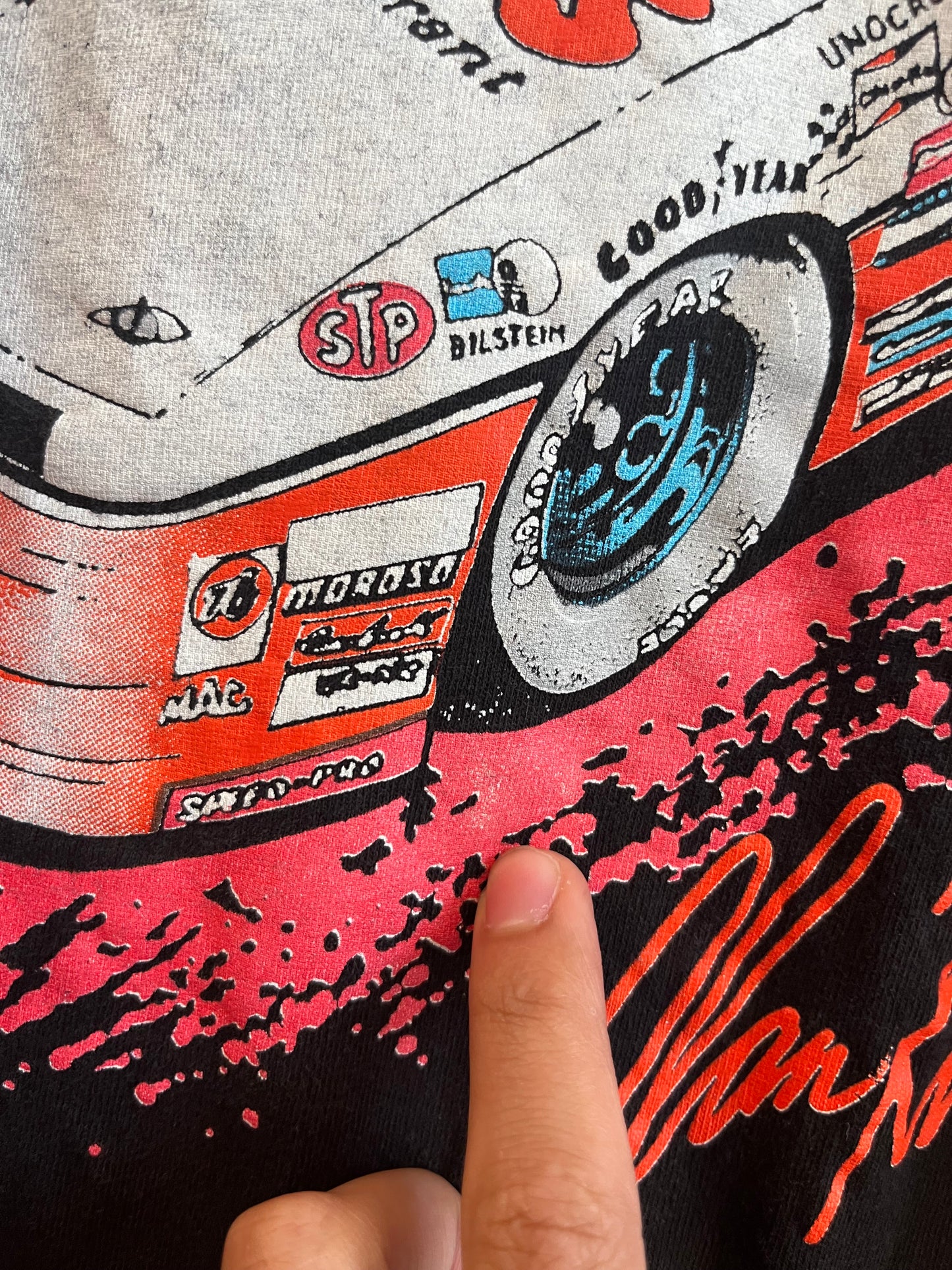 00s Alan Kulwicki Hooters Racing Team Tee (XL)